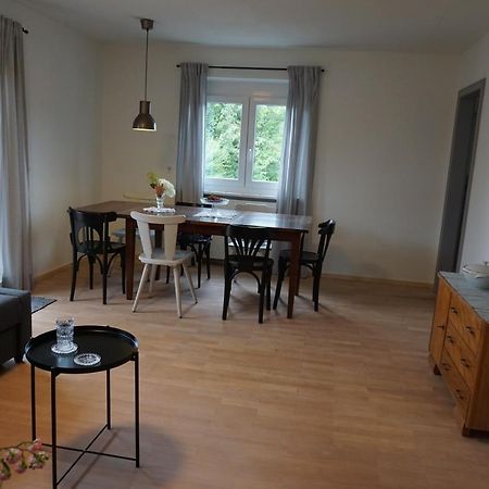 Wohnung Erdgeschoss Mit 3 Schlafzimmer In Ruhiger Gegend Mader Exterior photo